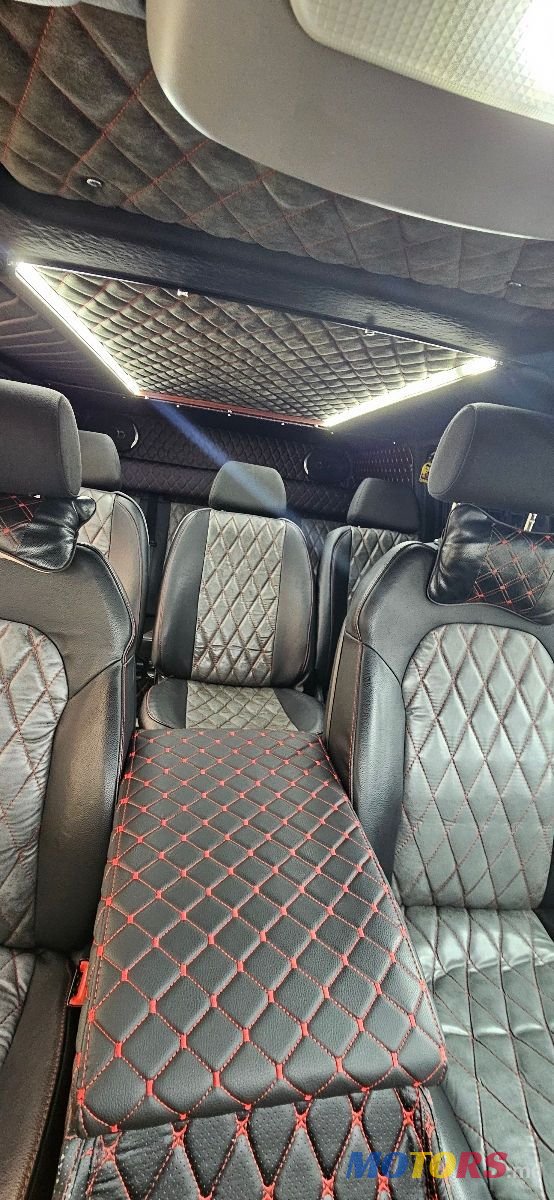 2012' Mercedes-Benz Vito photo #4