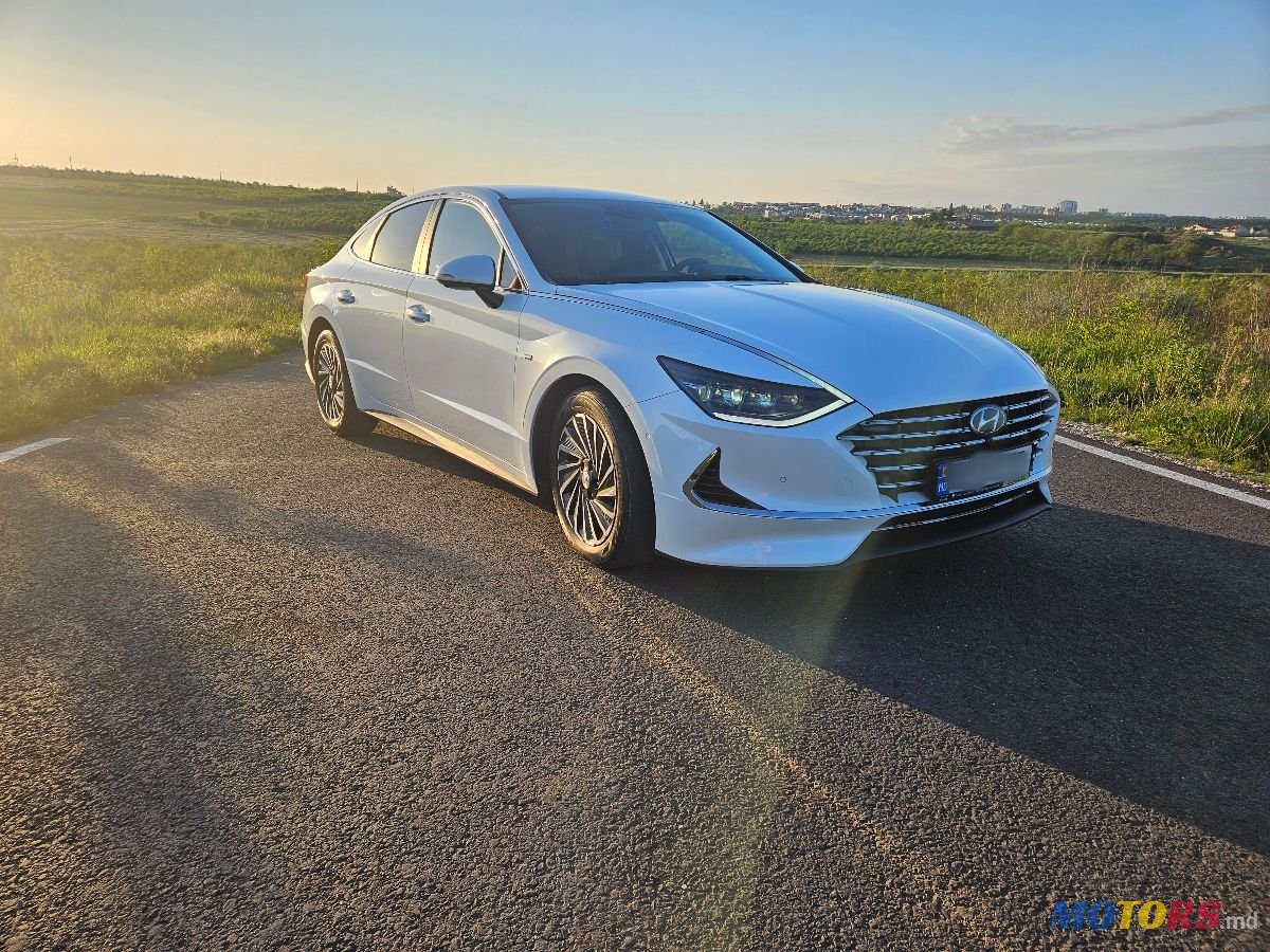 2020' Hyundai Sonata photo #1