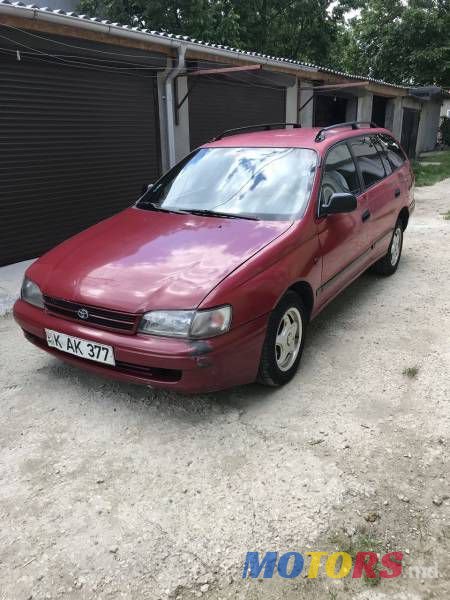 1995' Toyota Carina photo #2