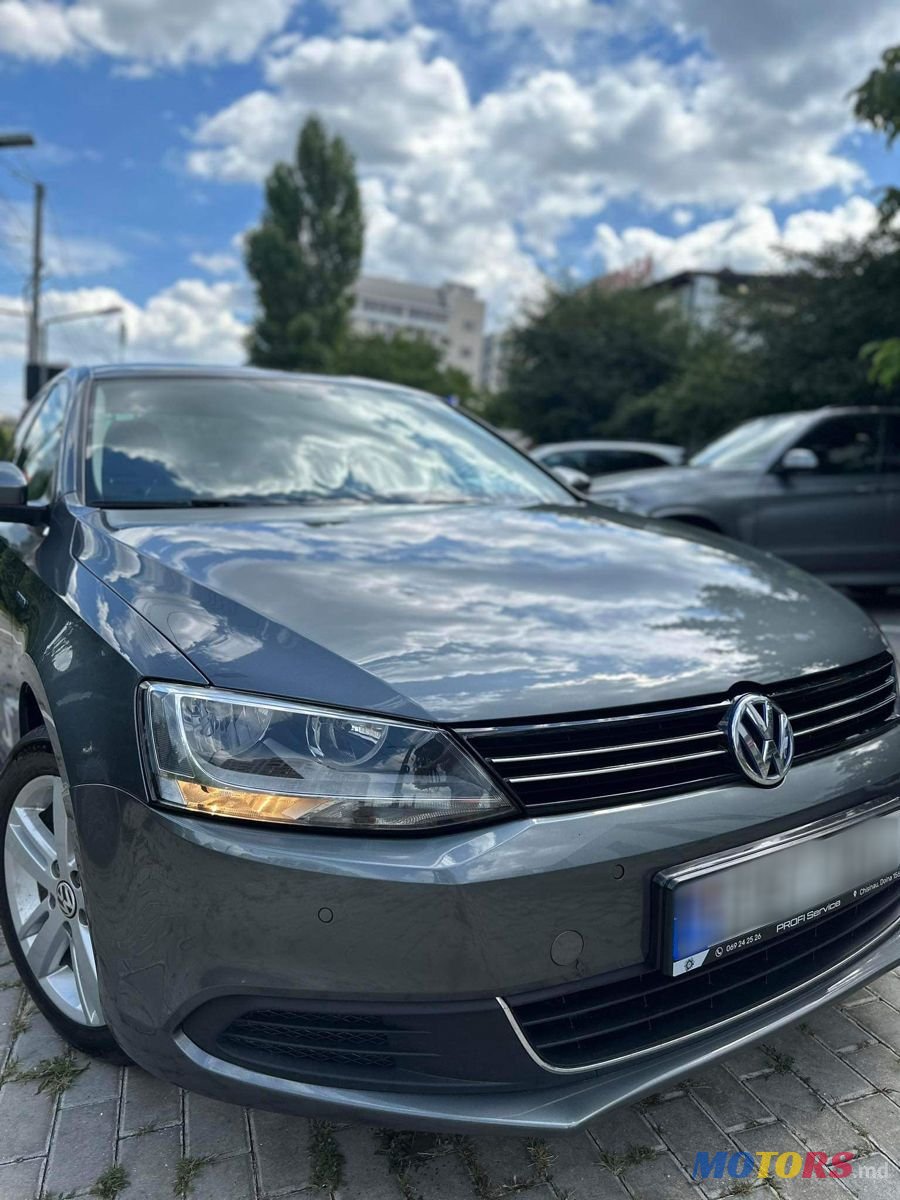 2013' Volkswagen Jetta photo #5