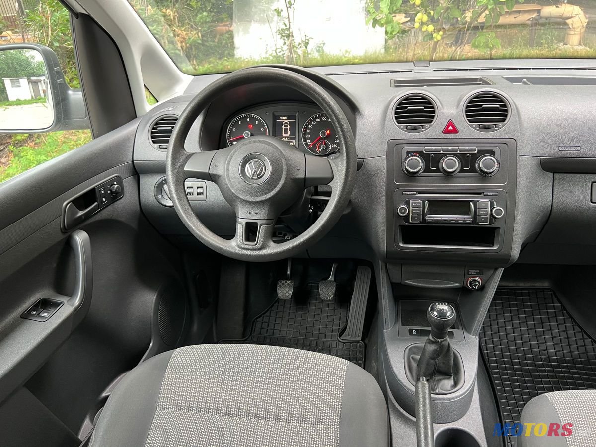 2012' Volkswagen Caddy photo #6