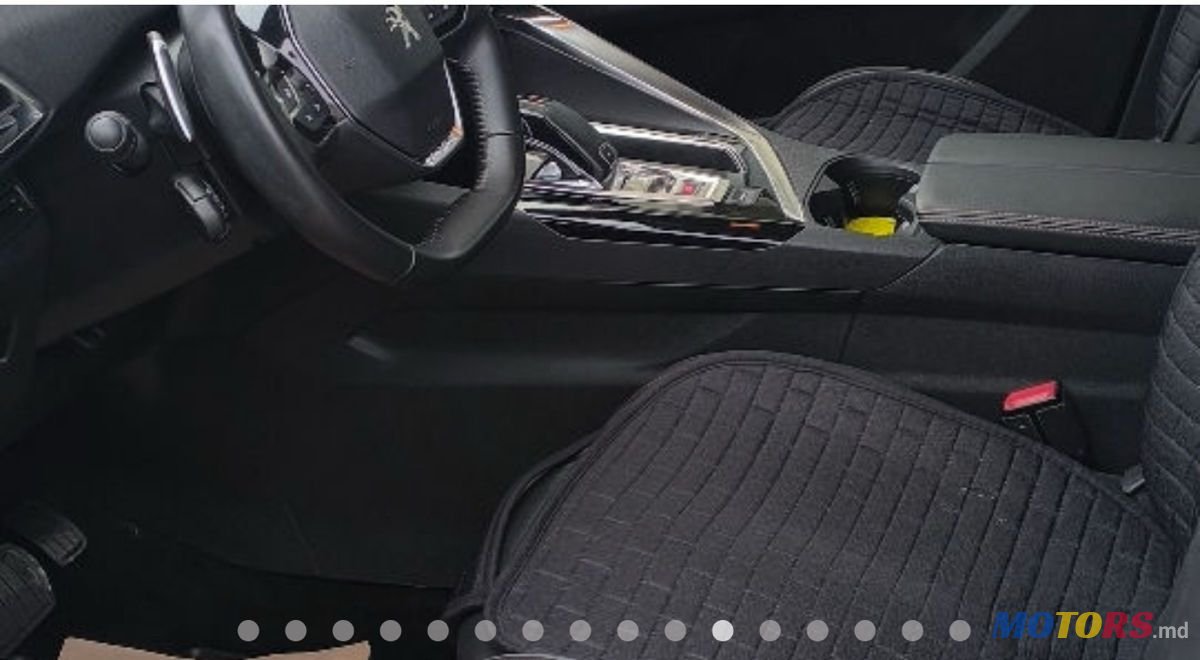 2020' Peugeot 3008 photo #3