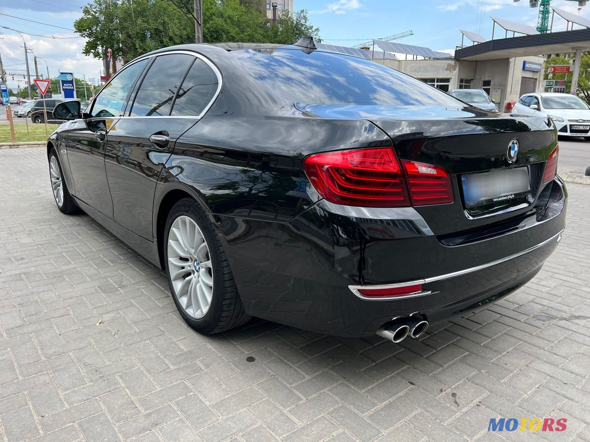 2016' BMW 5 Series photo #5