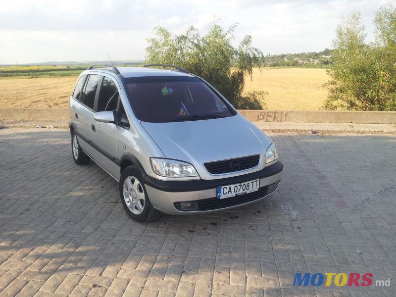 2001' Opel Zafira photo #1