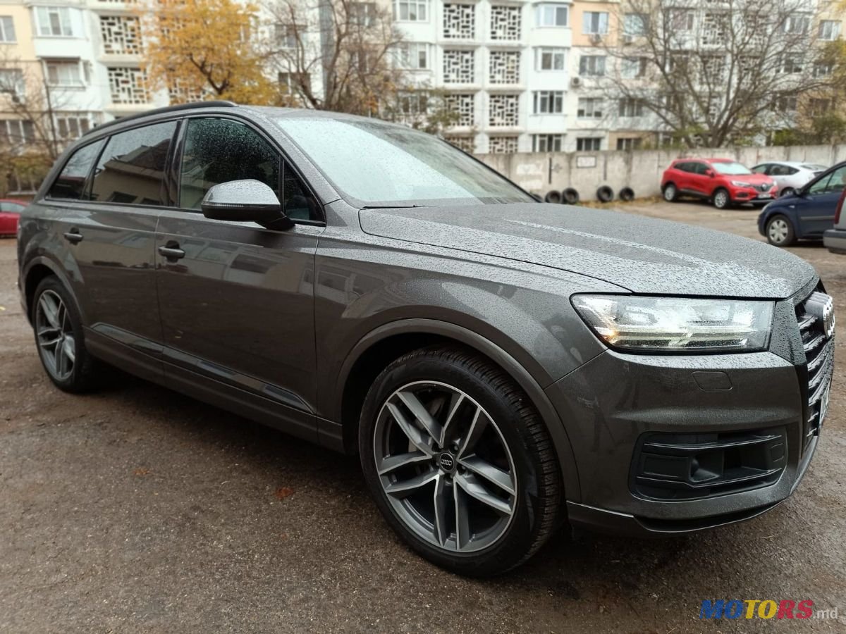 2018' Audi Q7 photo #6
