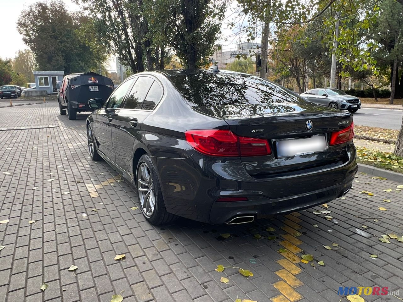 2019' BMW 5 Series photo #2