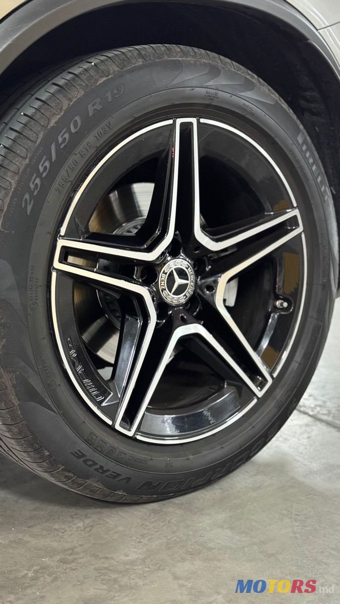 2022' Mercedes-Benz Glc Coupe photo #6