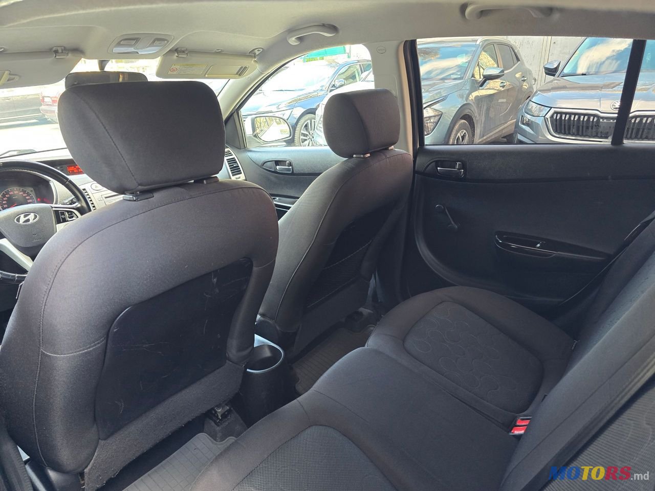 2010' Hyundai i20 photo #5