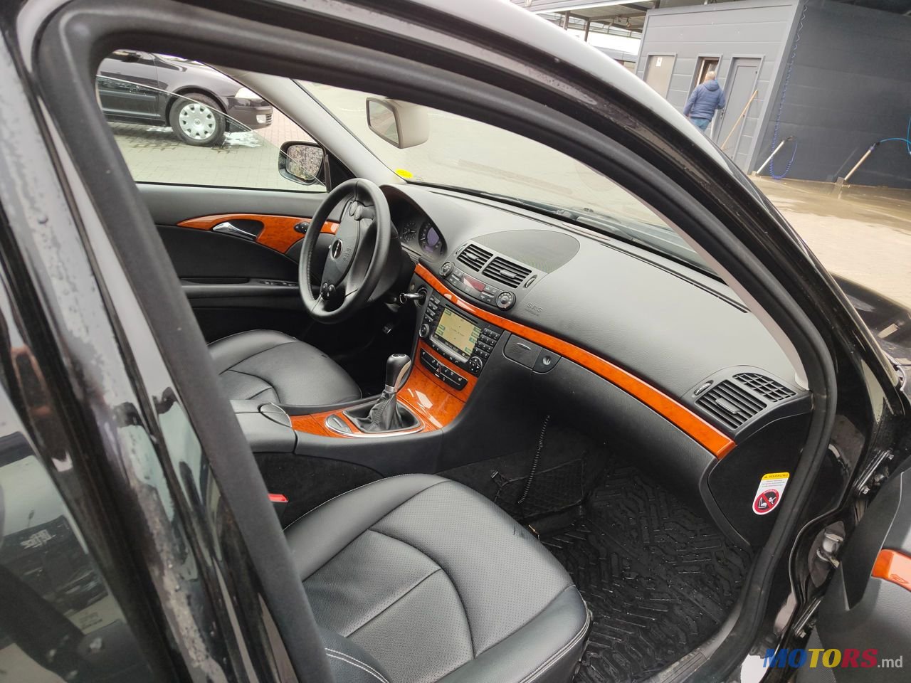 2008' Mercedes-Benz E Класс photo #4