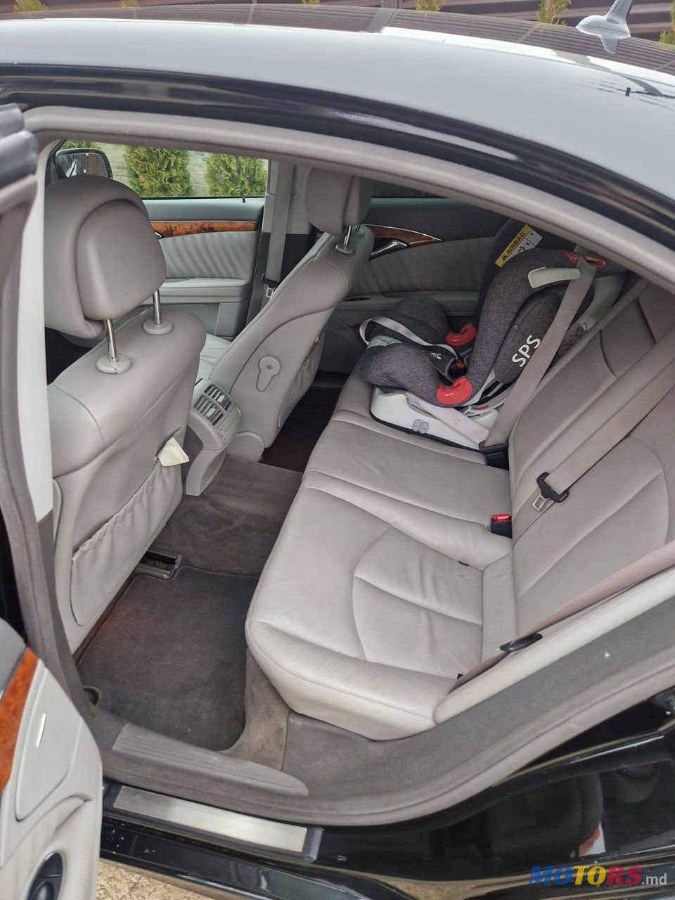 2006' Mercedes-Benz E-Class photo #2