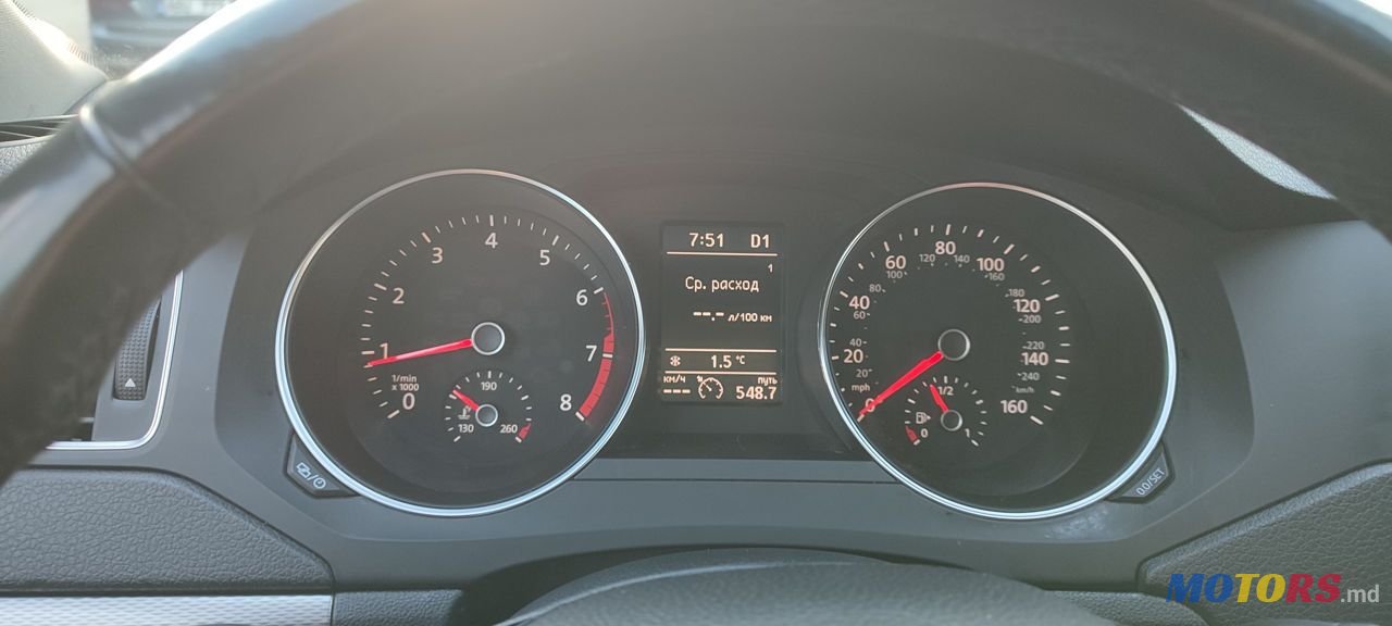 2017' Volkswagen Jetta photo #6