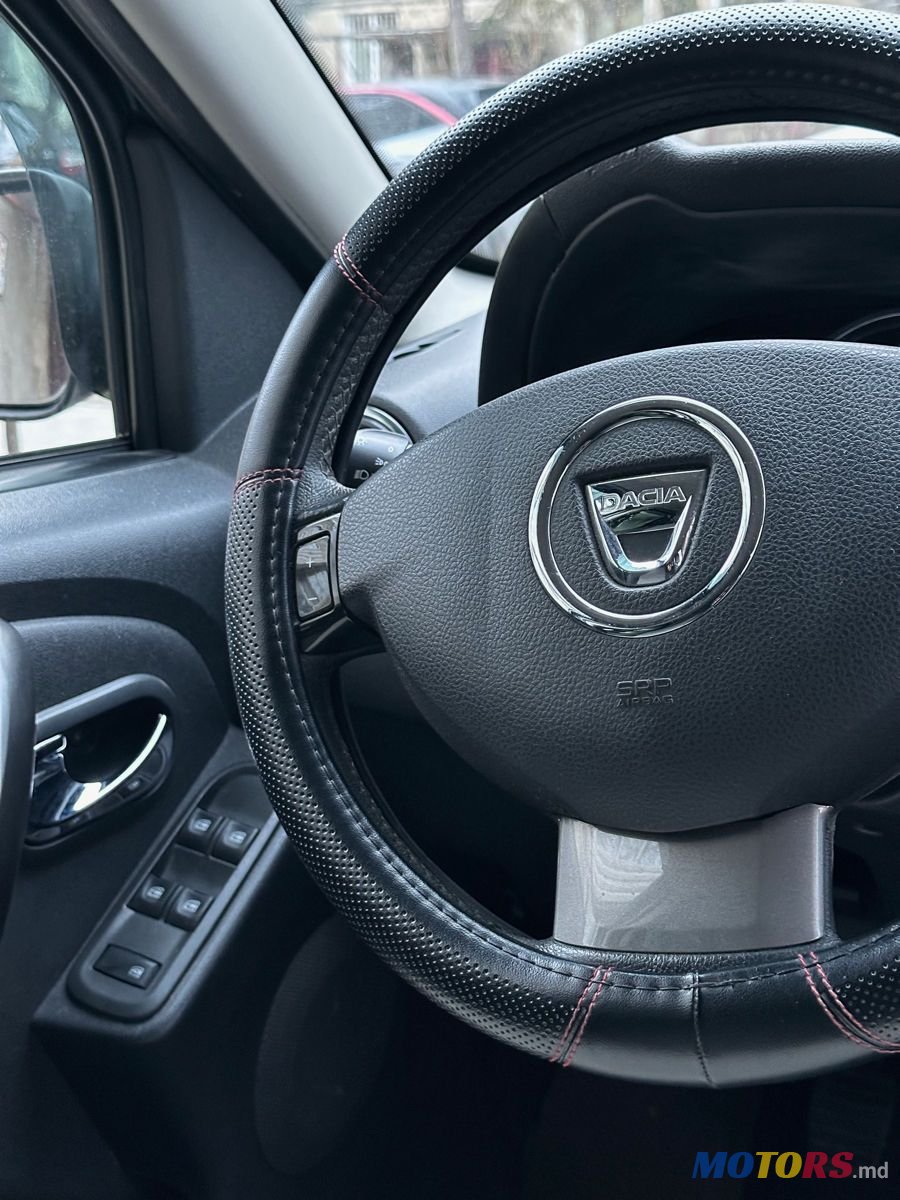 2016' Dacia Duster photo #3