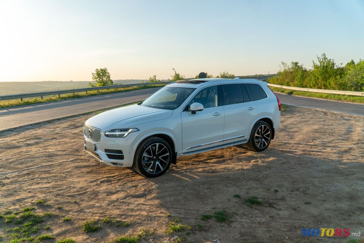 2017' Volvo XC90 photo #1