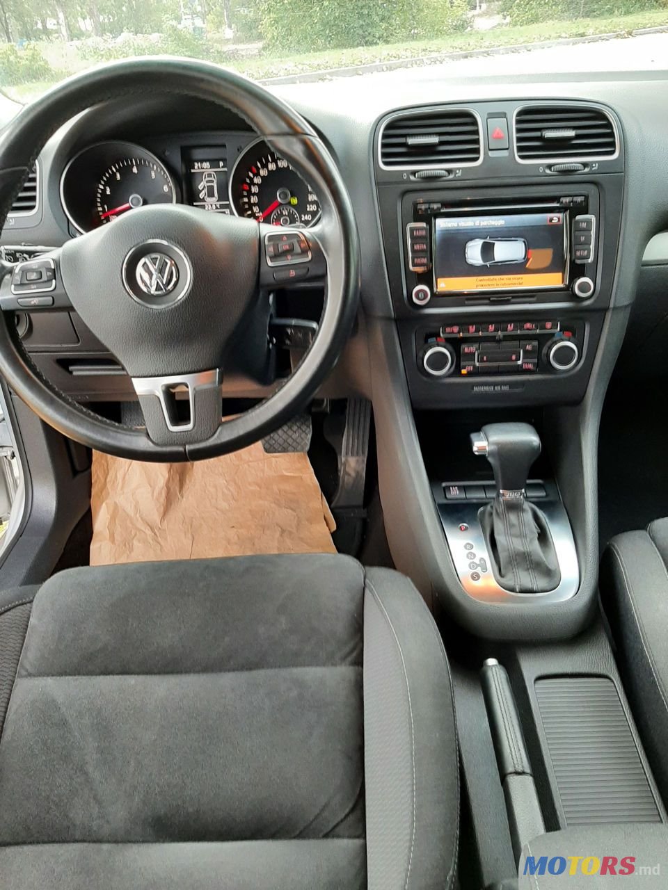 2010' Volkswagen Golf photo #6