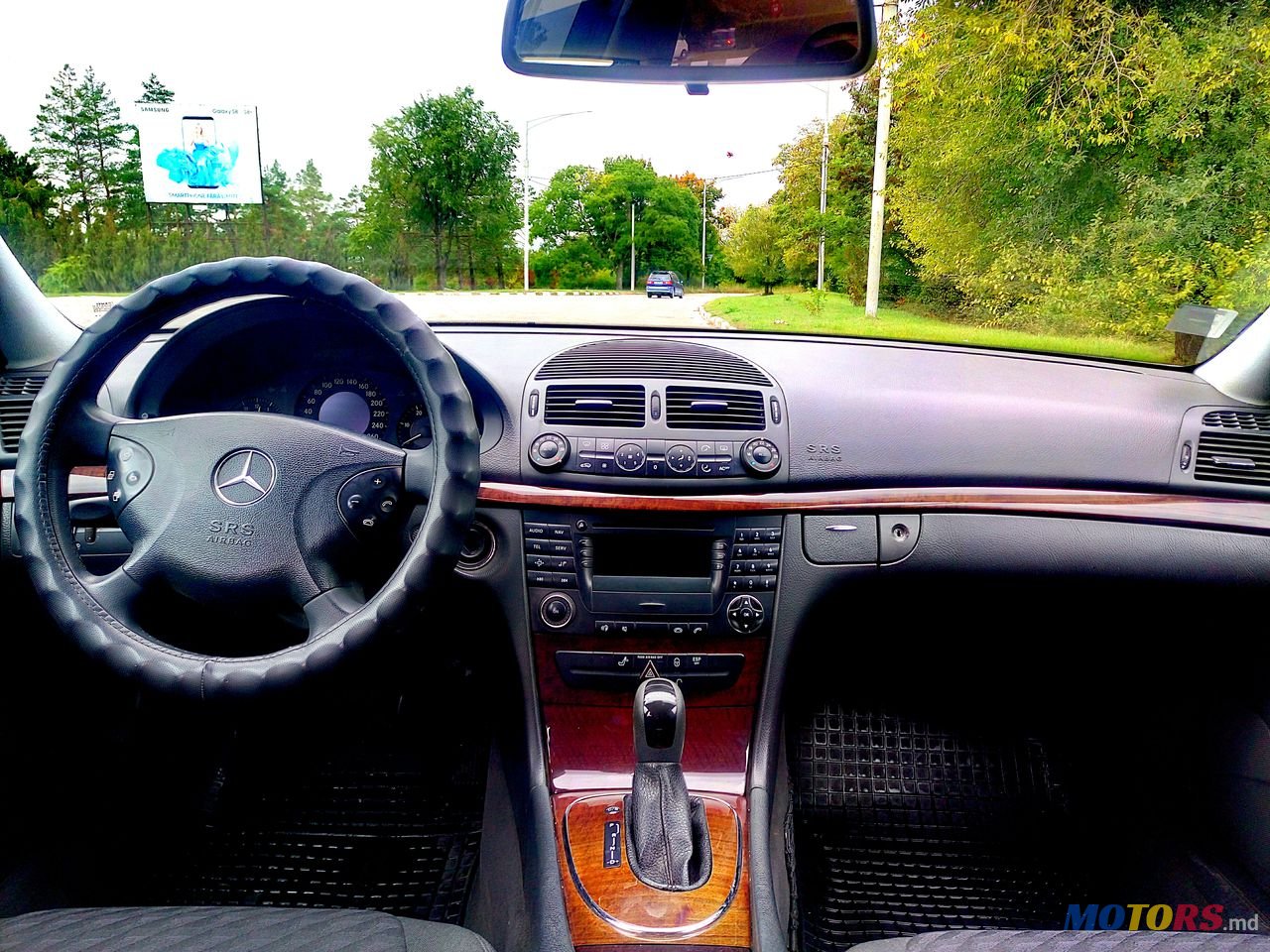 2004' Mercedes-Benz E-Class 220 photo #7