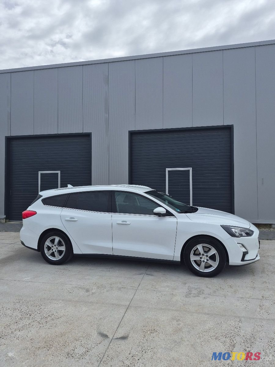2020' Ford Focus photo #4