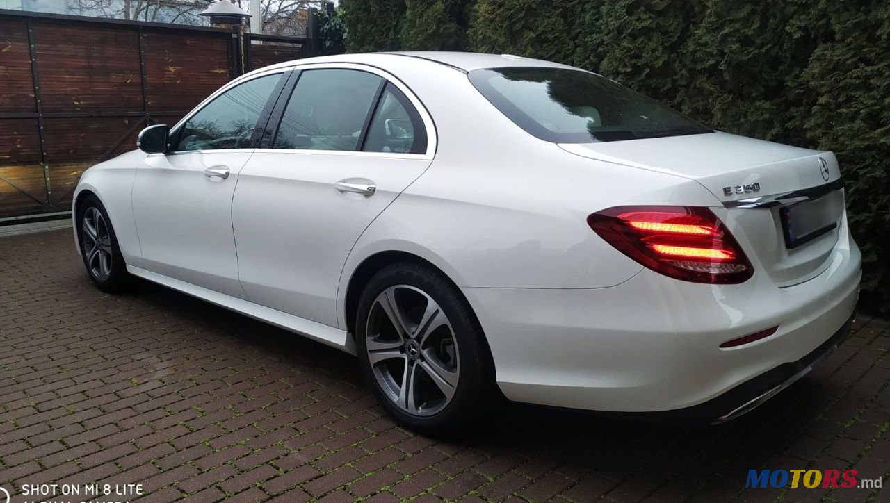 2020' Mercedes-Benz E-Class photo #3