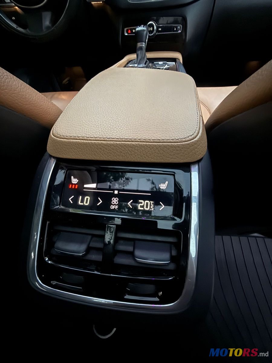 2016' Volvo XC90 photo #4