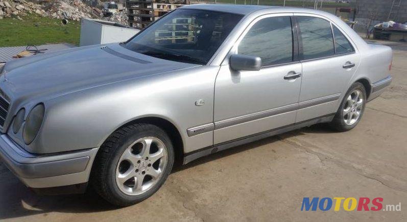 1996' Mercedes-Benz E photo #1