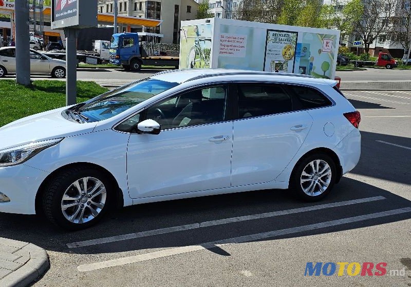 2013' Kia Ceed Sw photo #5