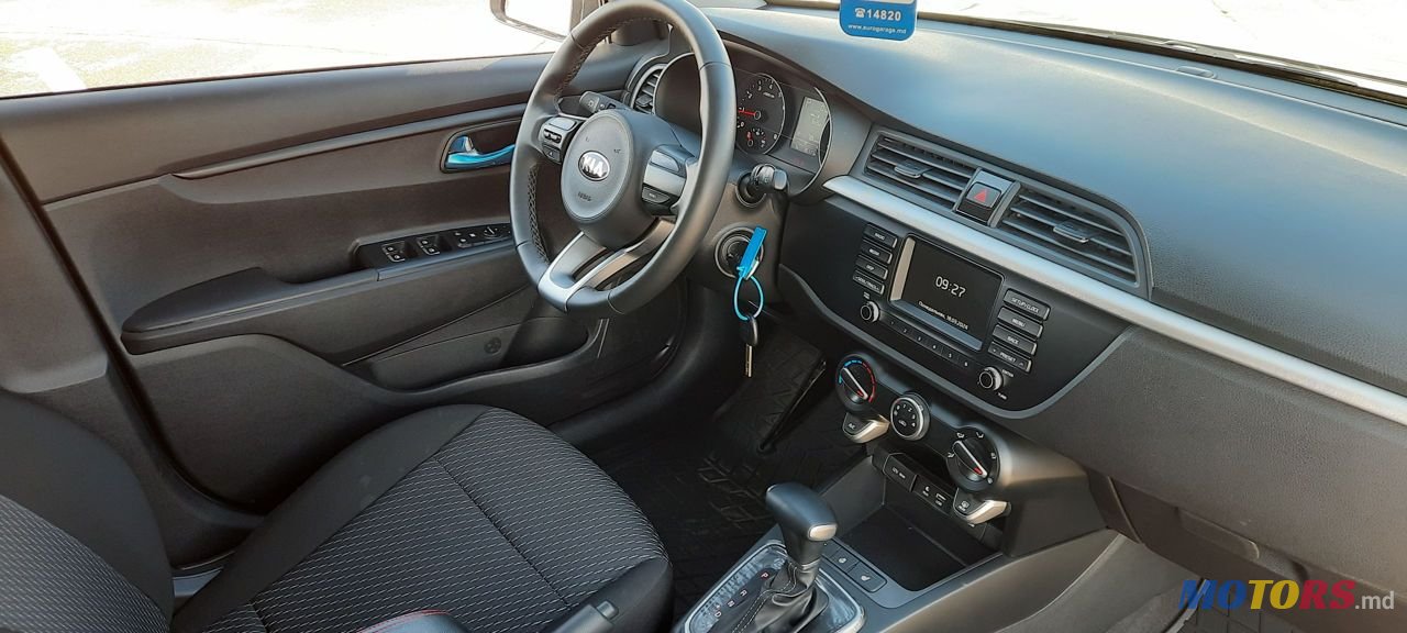 2019' Kia Rio X-Line photo #2