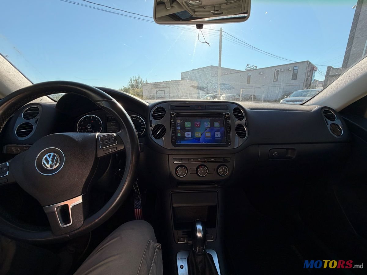 2013' Volkswagen Tiguan photo #6
