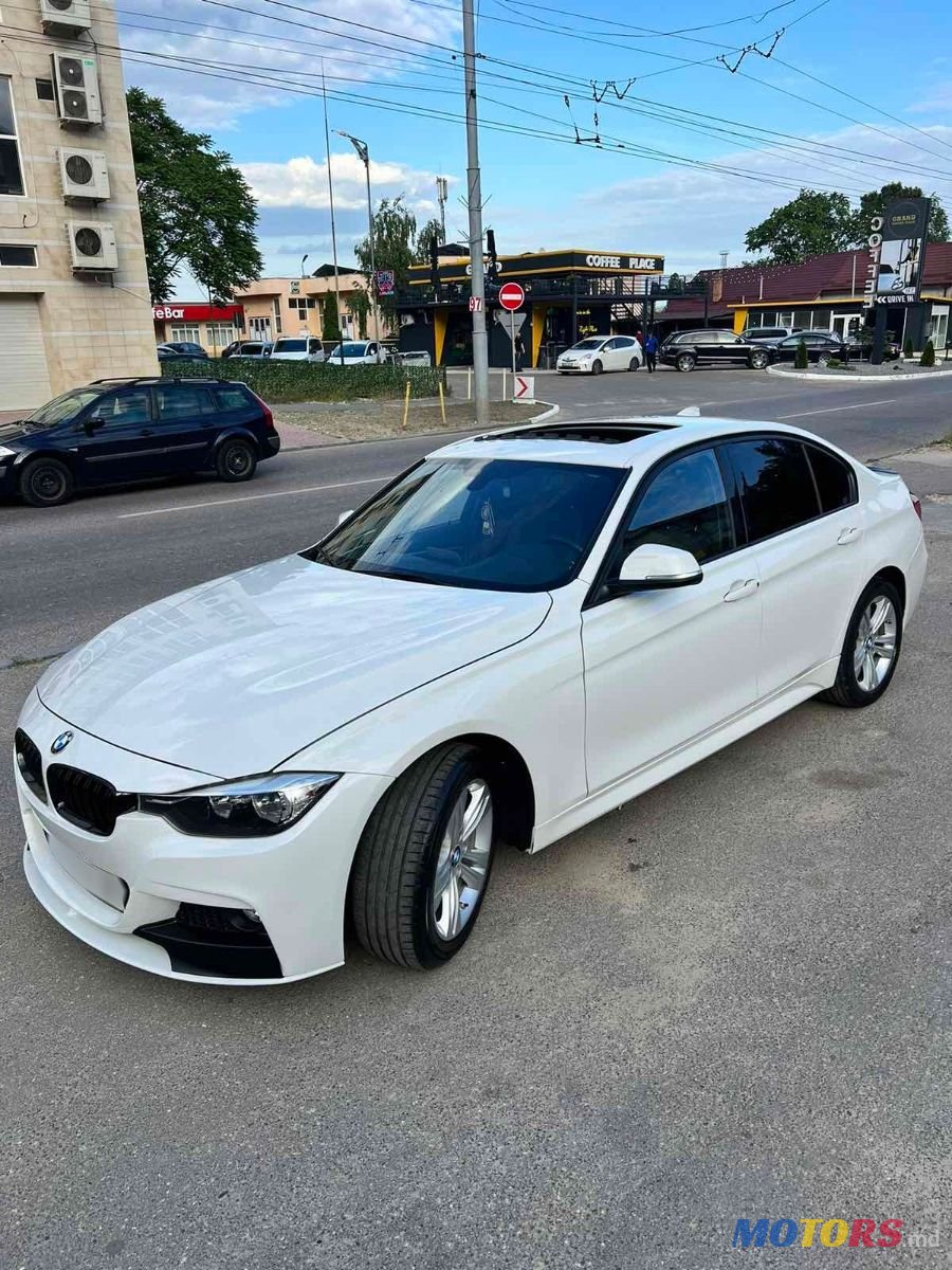 2016' BMW 3 Series photo #4