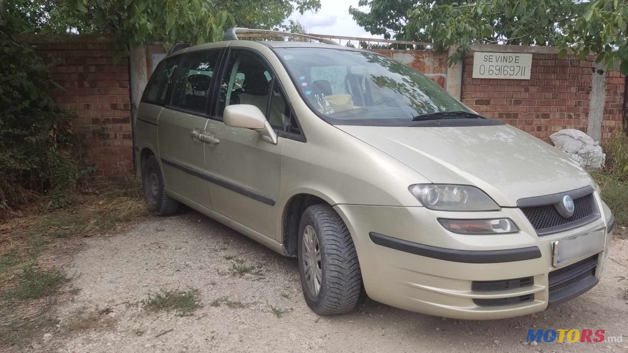 2006' Fiat Ulysse photo #2