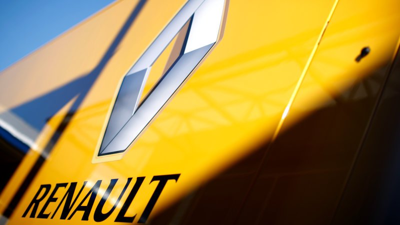 Компания Renault не намерена покидать российский рынок