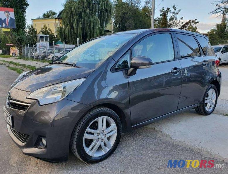 2010' Toyota Verso-S photo #1