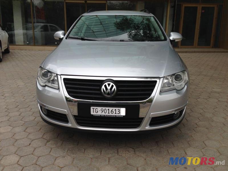 2007' Volkswagen Passat photo #2