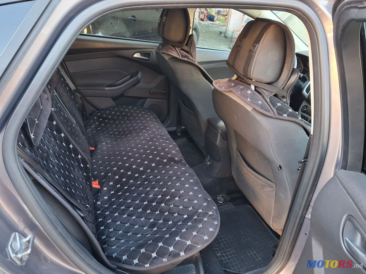 2012' Ford Focus photo #6