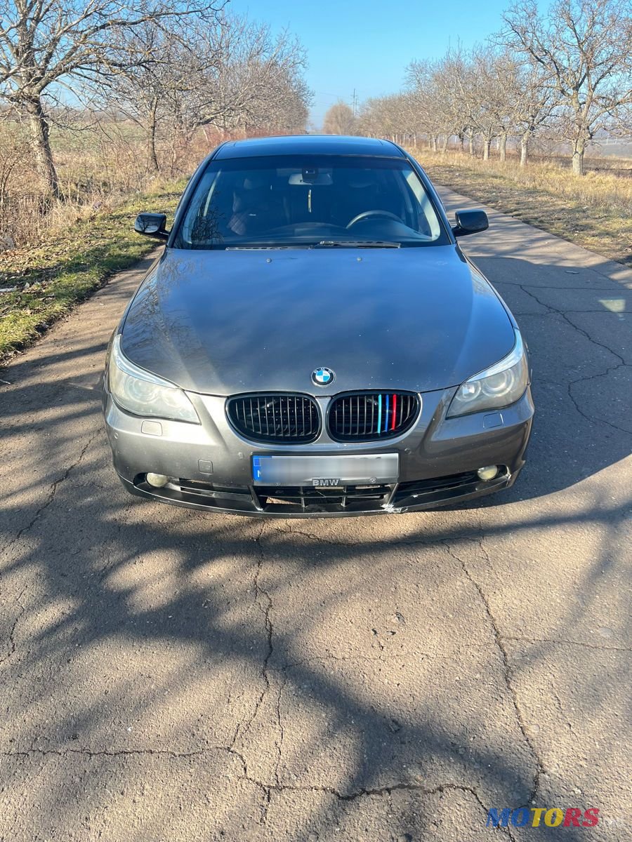 2004' BMW 5 Series photo #2