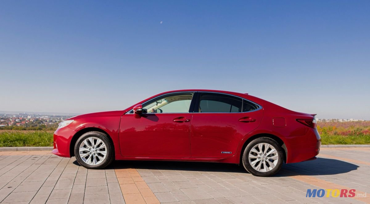 2015' Lexus Es Series photo #3