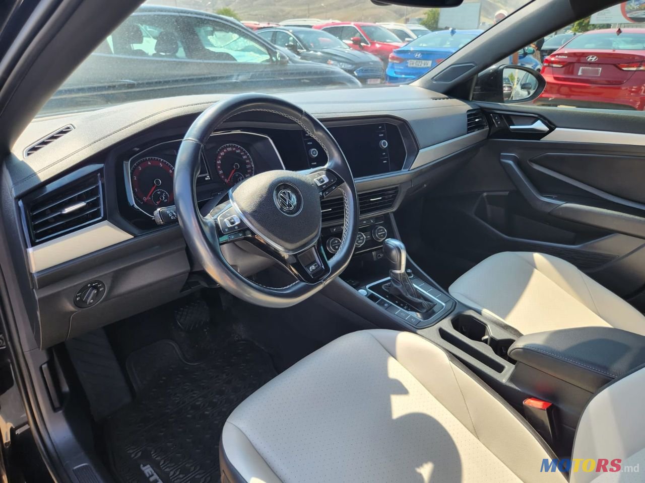 2018' Volkswagen Jetta photo #4