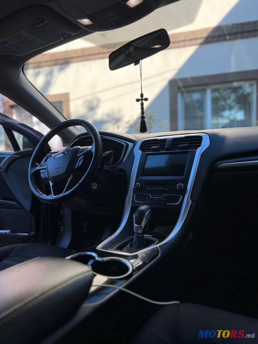 2016' Ford Fusion photo #6