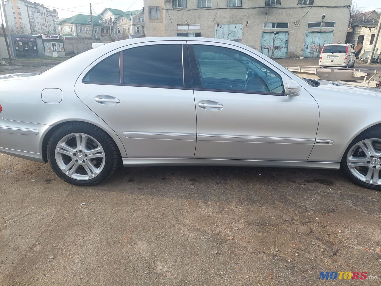 2007' Mercedes-Benz E Класс photo #2