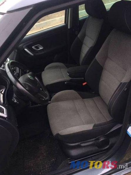 2010' Skoda Fabia photo #3