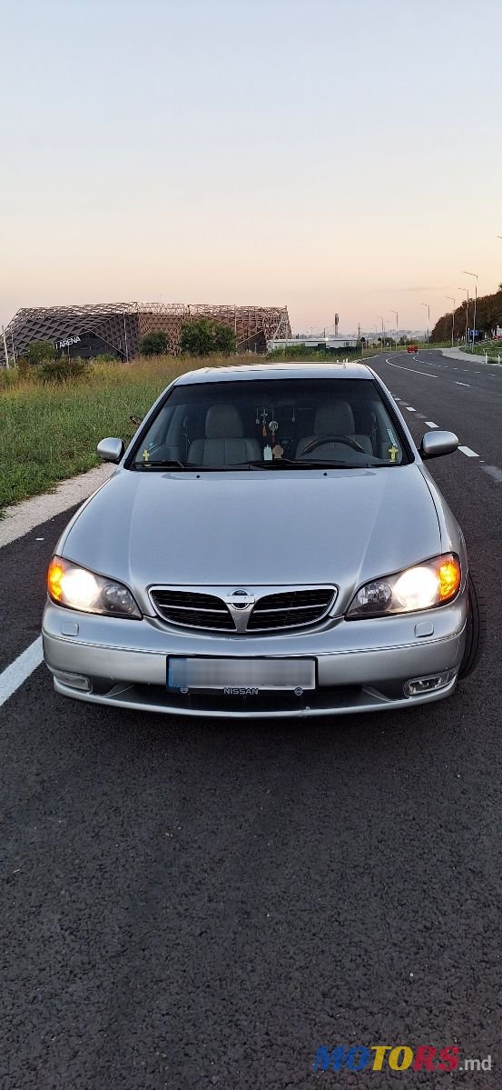2002' Nissan Maxima photo #3
