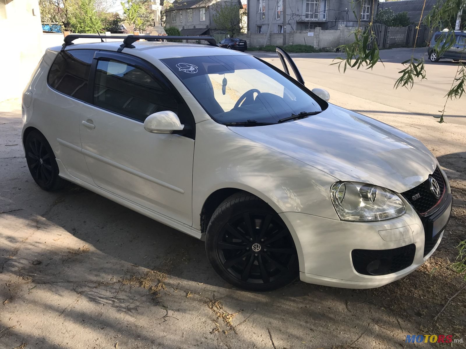 2006' Volkswagen Golf V GT photo #4