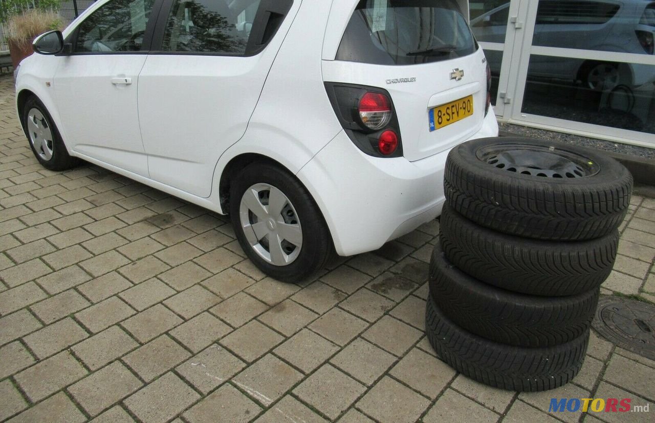 2012' Chevrolet Aveo photo #5