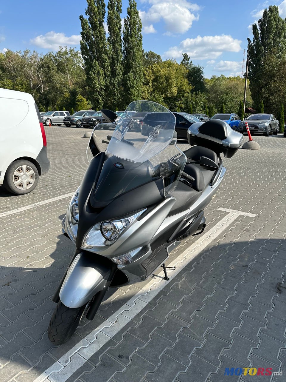 2011' Honda FJS600A photo #1