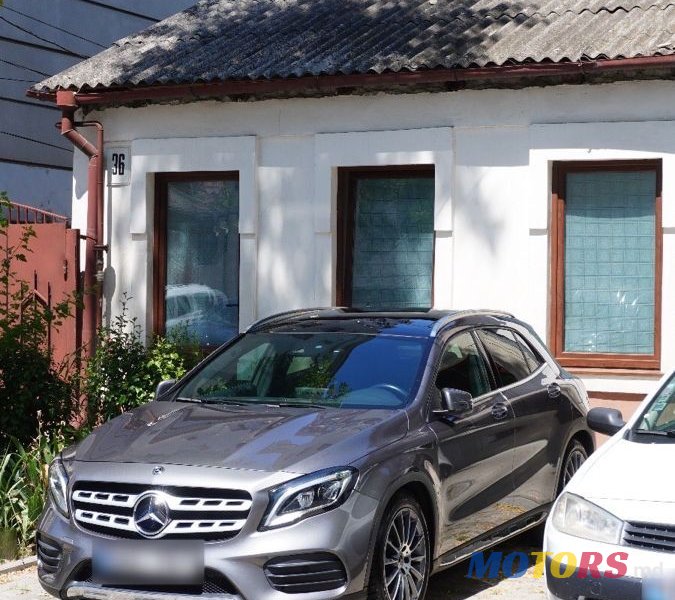 2017' Mercedes-Benz GLA photo #4