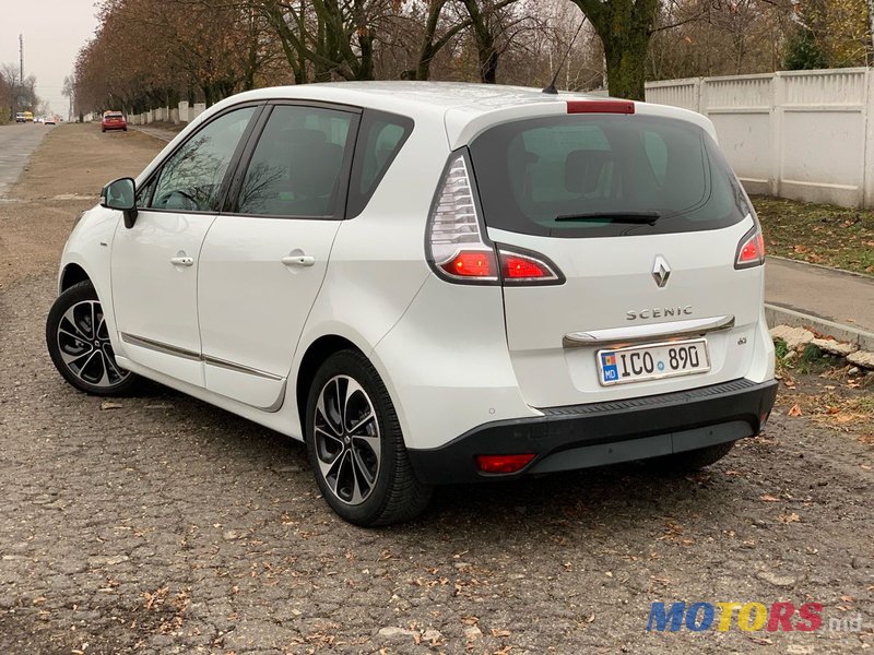 2015' Renault Scenic photo #4