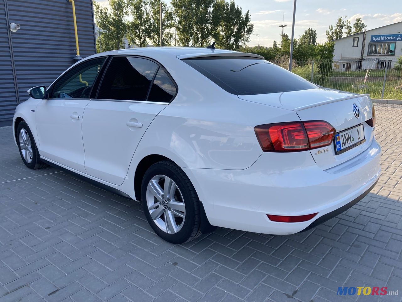 2013' Volkswagen Jetta photo #3