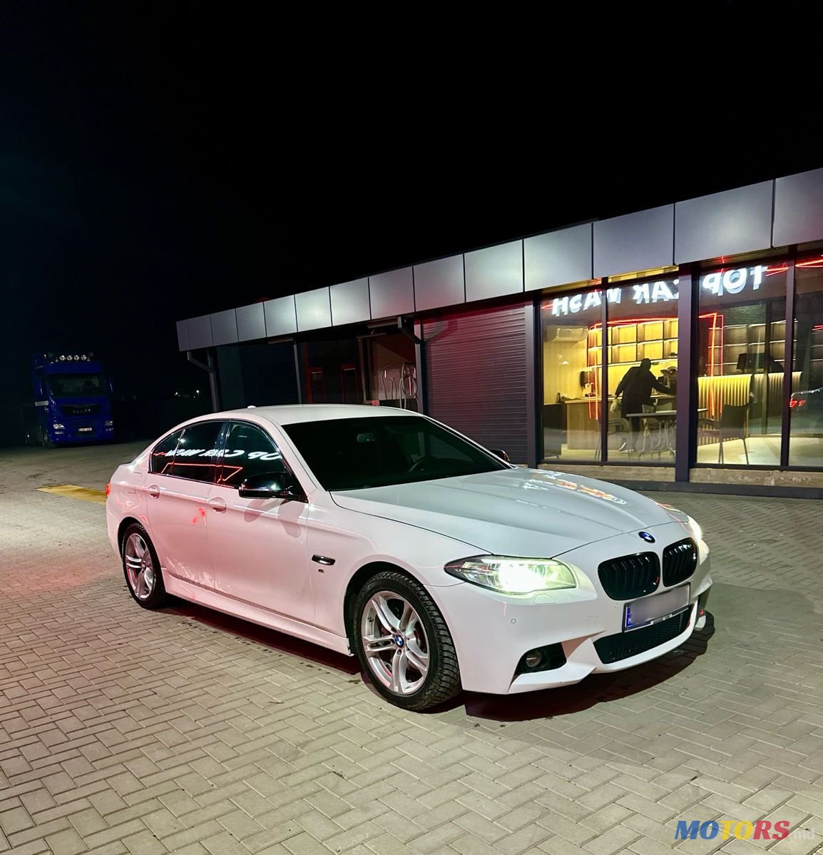 2016' BMW 5 Series photo #5