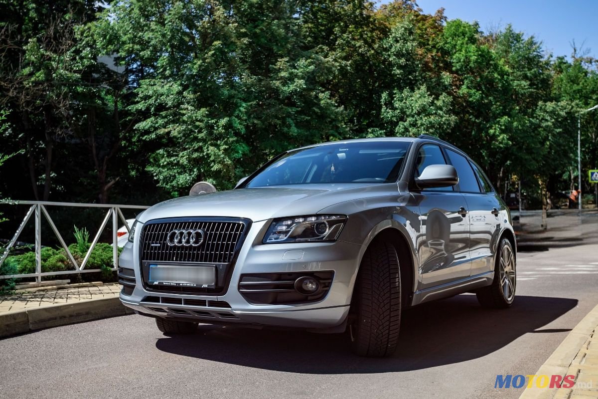 2012' Audi Q5 photo #2