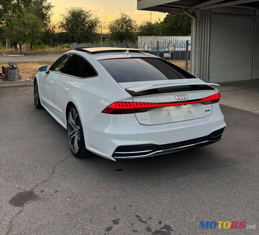 2019' Audi A7 photo #1