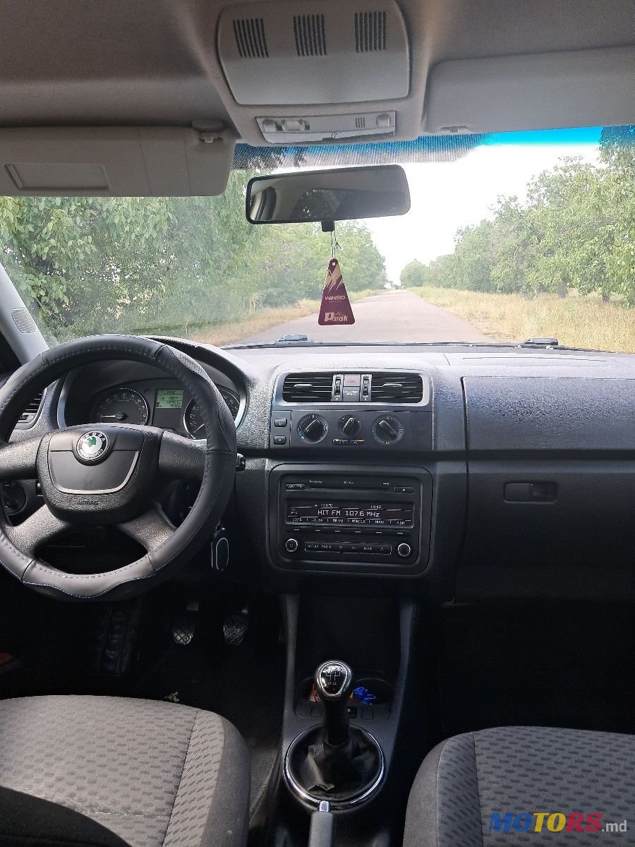 2012' Skoda Fabia photo #1