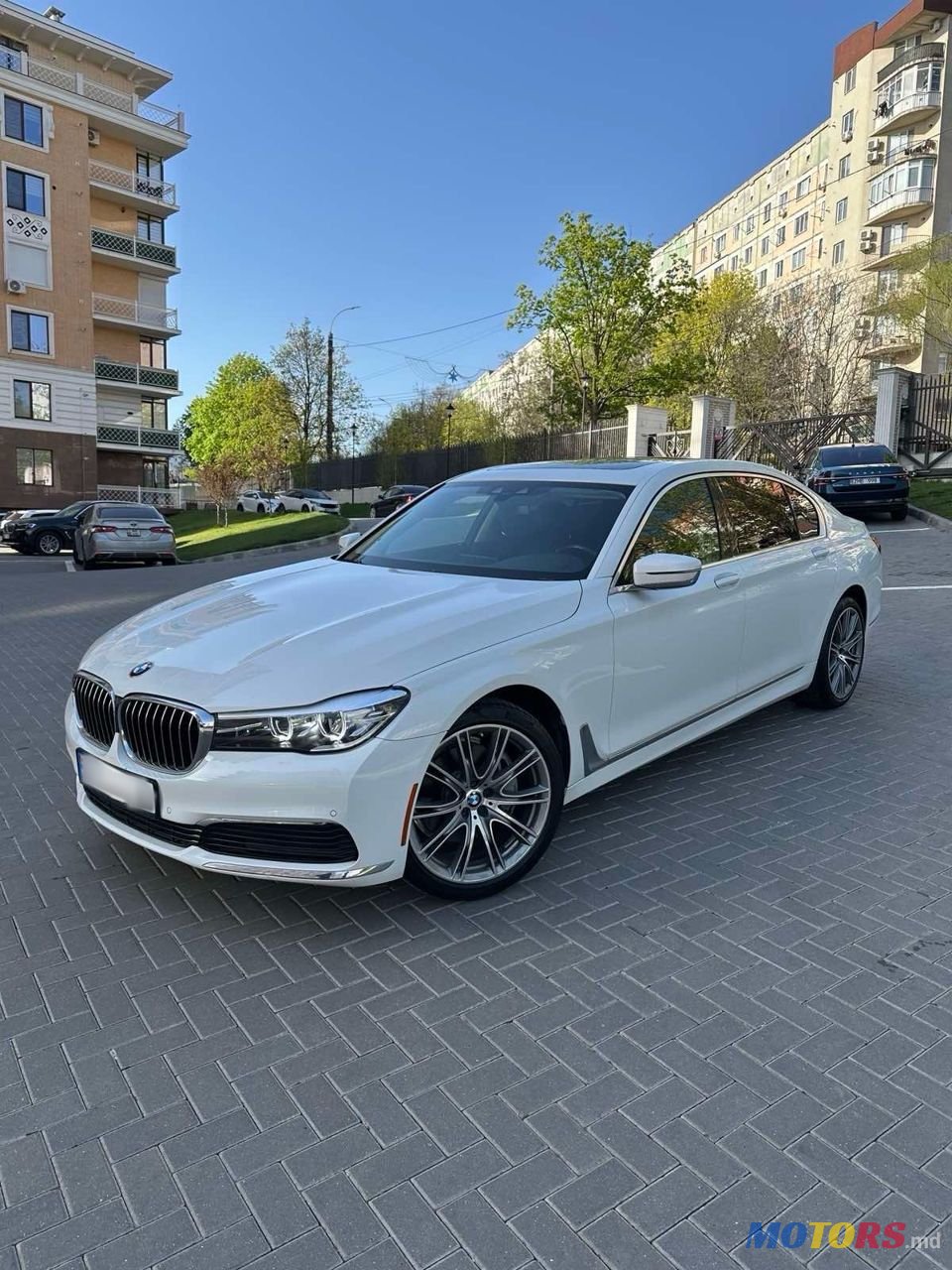 2018' BMW 7 Series photo #2